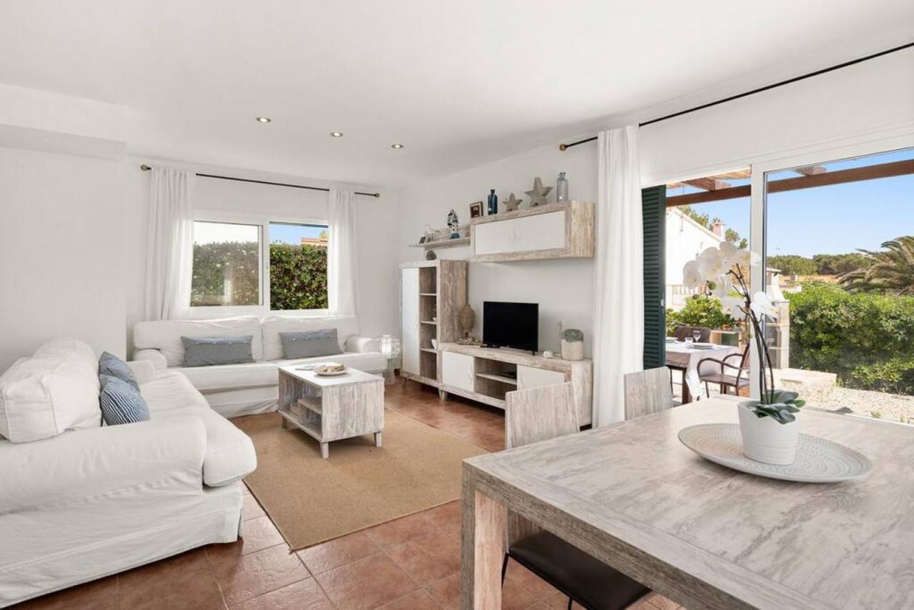 Villa Santa Helena Es Mercadal Eksteriør bilde